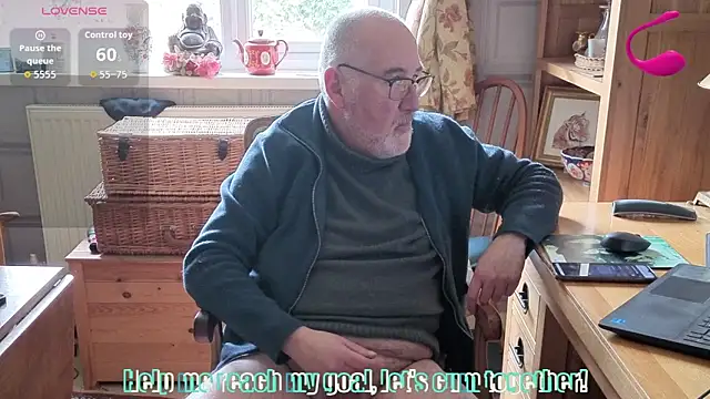 Snapshot of Adamdaddybear chatting on 02/12/26, 02:34 Adamdaddybear online show from 02/12/26, 02:34