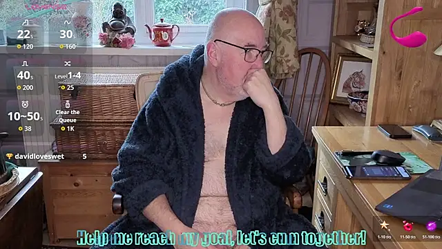 Snapshot of Adamdaddybear chatting on 02/18/26, 09:27 Adamdaddybear online show from 02/18/26, 09:27