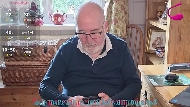 Snapshot of Adamdaddybear chatting on 02/24/26, 12:58 Adamdaddybear online show from 02/24/26, 12:58