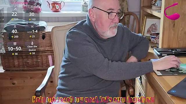 Snapshot of Adamdaddybear chatting on 02/26/26, 02:27 Adamdaddybear online show from 02/26/26, 02:27