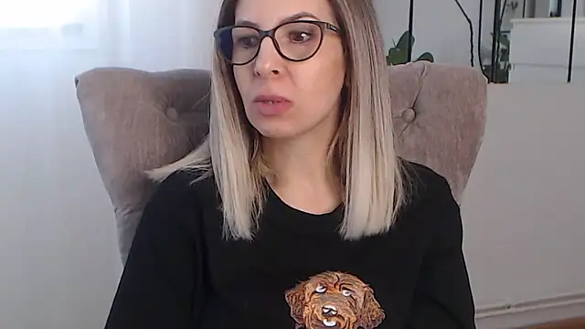 SukyGirl online show from 01/16/25, 09:27