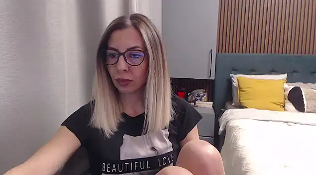 SukyGirl online show from 01/18/25, 07:58