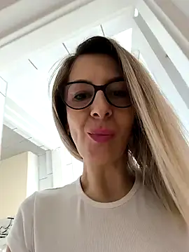 SukyGirl online show from 01/29/25, 11:41