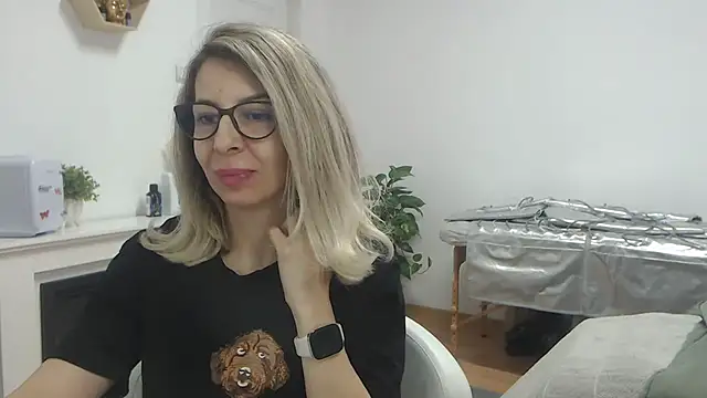 SukyGirl online show from 02/15/25, 09:16