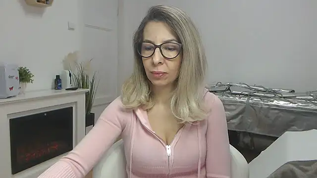 SukyGirl online show from 02/27/25, 06:50