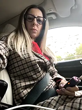 SukyGirl online show from 09/29/25, 06:29