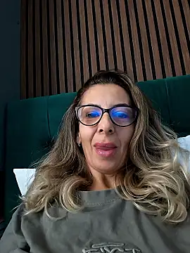 SukyGirl online show from 01/14/26, 09:15