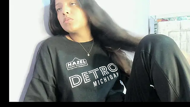 Snapshot of ReisheII_Andersom chatting on 11/07/25, 11:38 ReisheII Andersom online show from 11/07/25, 11:38