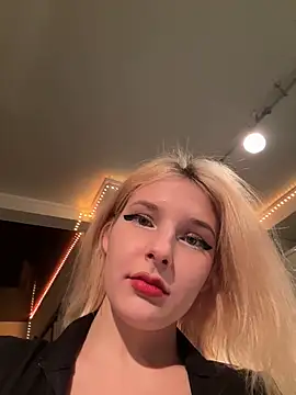 XMelissaX online show from 12/01/25, 10:48