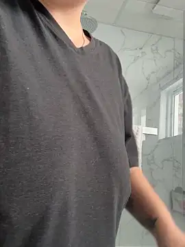 Sweetleeahxx online show from 11/14/25, 02:49