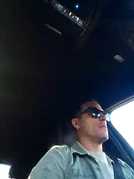 Lucas   81 online show from 10/24/25, 08:00