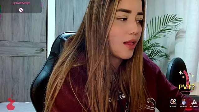 Lucia star   online show from 02/14/26, 03:53