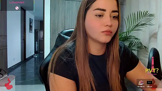 Lucia star   online show from 02/21/26, 10:00