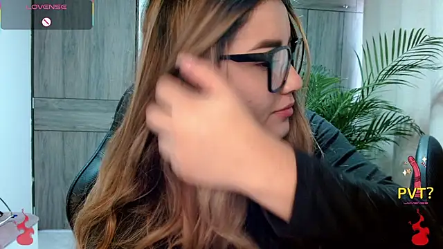 Lucia star   online show from 02/26/26, 01:43