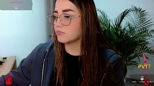 Lucia star   online show from 04/15/26, 09:48