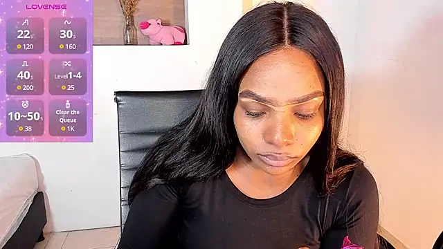 Snapshot of IvyBliss8 chatting on 02/07/25, 01:32 IvyBliss8 online show from 02/07/25, 01:32