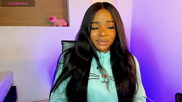 Snapshot of IvyBliss8 chatting on 02/14/25, 12:14 IvyBliss8 online show from 02/14/25, 12:14