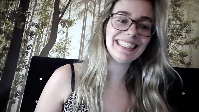 ginachiron online show from 01/26/25, 10:02