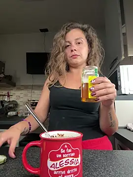 ItalianiMuli online show from 10/03/25, 06:27