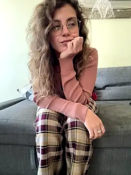 ItalianiMuli online show from 10/24/25, 12:45