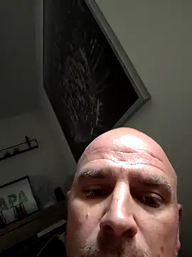 Snapshot of Openmindfrk chatting on 09/17/25, 08:38 Openmindfrk online show from 09/17/25, 08:38