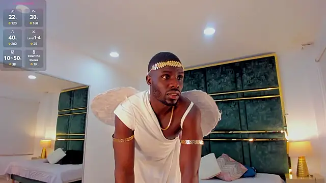 Latrellx7 online show from 02/09/25, 12:08