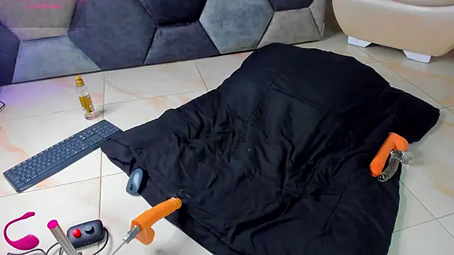 Latrellx7 online show from 03/12/26, 03:12