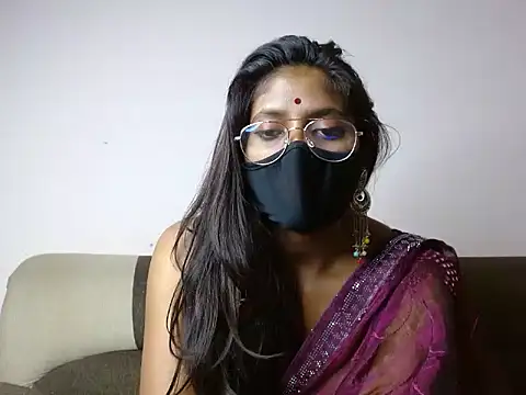 Snapshot of miss_sona27 chatting on 01/02/25, 10:11 miss sona27 online show from 01/02/25, 10:11