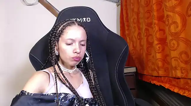 sweetdam12 online show from 01/10/25, 11:18