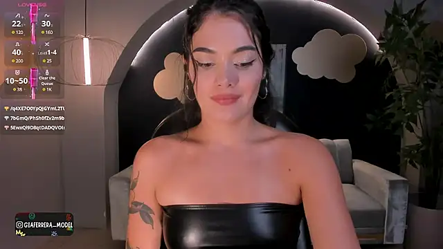 GiaFerrara online show from 03/18/25, 01:21