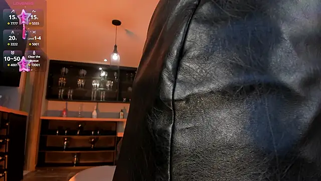 GiaFerrara online show from 03/26/26, 08:14