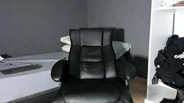 Brock hurn1 online show from 12/16/25, 01:10