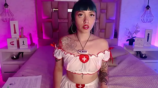 GigiVolkova online show from 02/01/25, 01:12