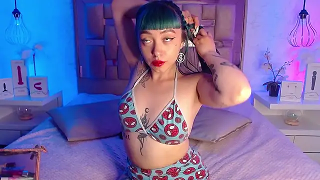 GigiVolkova online show from 02/08/25, 01:32