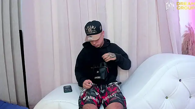 Yourslust  online show from 04/12/26, 02:33