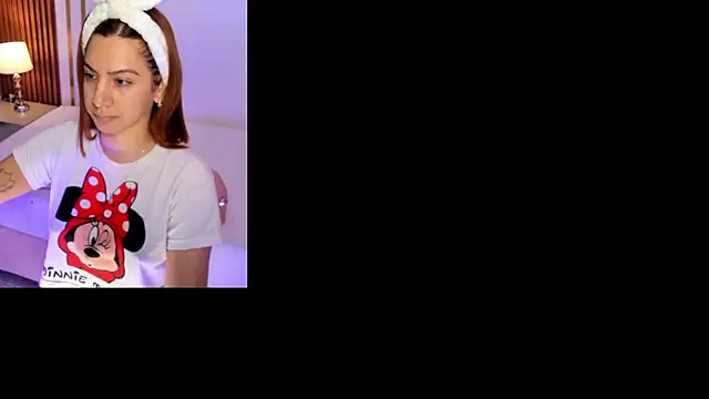 CamilaVegas  online show from 04/17/26, 12:30