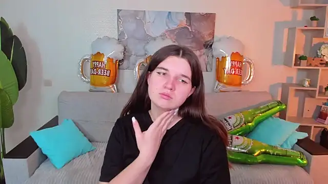 BonneyLove online show from 10/05/25, 09:34