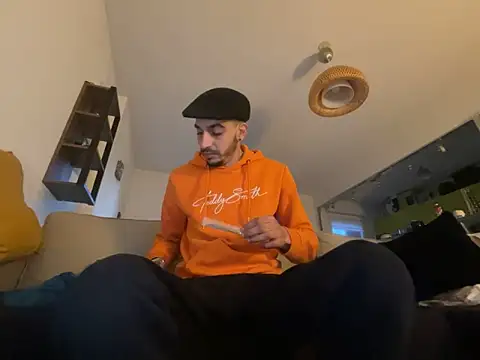 Rebeu313 online show from 01/27/25, 05:15