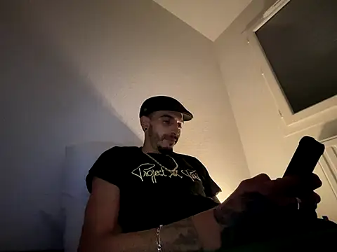 Rebeu313 online show from 10/01/25, 03:45