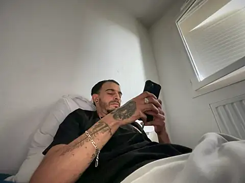 Rebeu313 online show from 10/03/25, 09:06