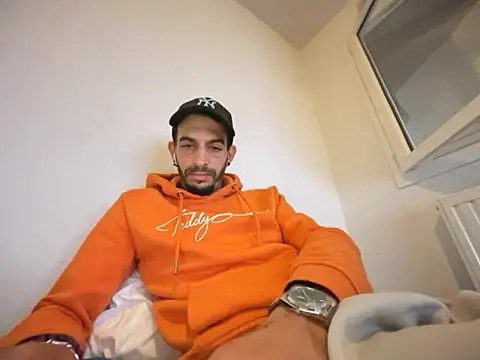 Rebeu313 online show from 11/05/25, 04:40