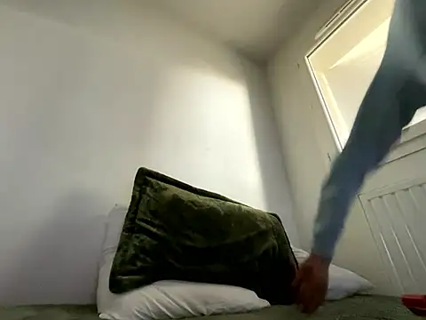 Rebeu313 online show from 01/11/26, 11:59