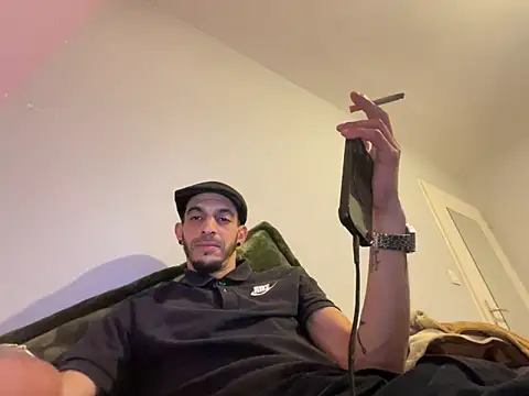 Rebeu313 online show from 04/15/26, 11:27