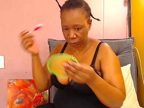 Black-Desire online show from 11/25/25, 03:06