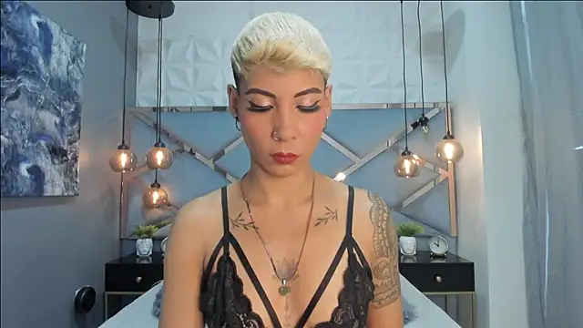 MiaMorgan  online show from 01/15/25, 12:04