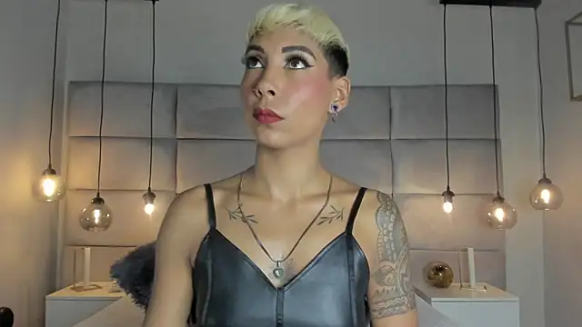 MiaMorgan  online show from 02/01/25, 12:05