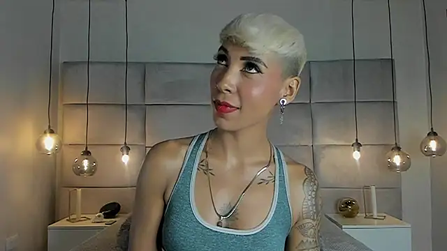 MiaMorgan  online show from 02/08/25, 03:21