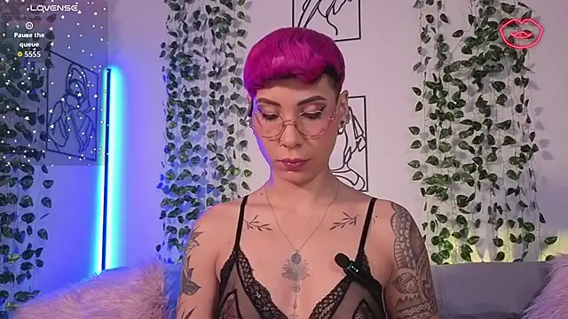 MiaMorgan  online show from 03/08/26, 03:05