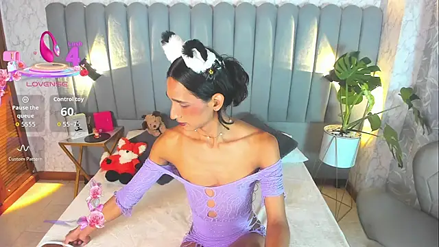 skyyfoxpraga online show from 10/18/25, 12:39