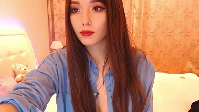 lilianbee online show from 07/09/26, 07:01